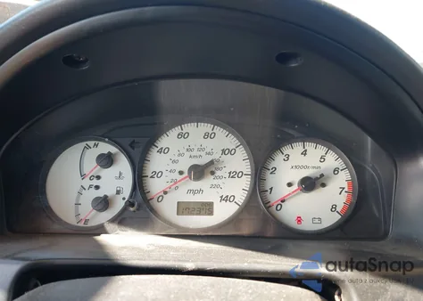 2002 Mazda Protege5 z USA, uszkodzony, nr VIN JM1BJ245421470553